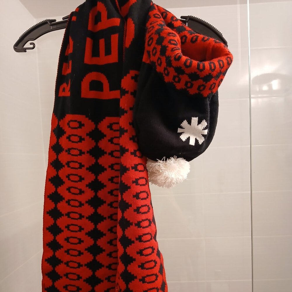 Red Hot Chili Peppers Scarf 🌶 & Toque Set